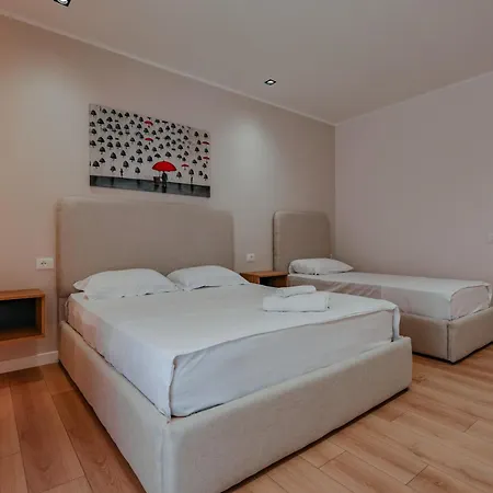Apart-hotel Queen &