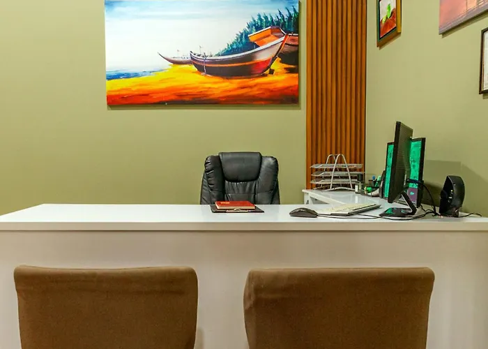 Queen Aparthotel Shengjin (Lezhe)